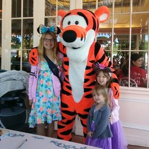 Meet your Posher, Alana